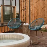 Wymarzone Domki- Z Prywatnymi Jacuzzi I Kominkiem בית נופש