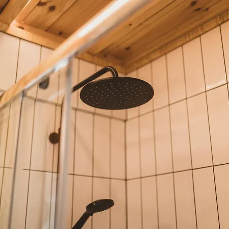 Wymarzone Domki- Z Prywatnymi Jacuzzi I Kominkiem Casa vacanze